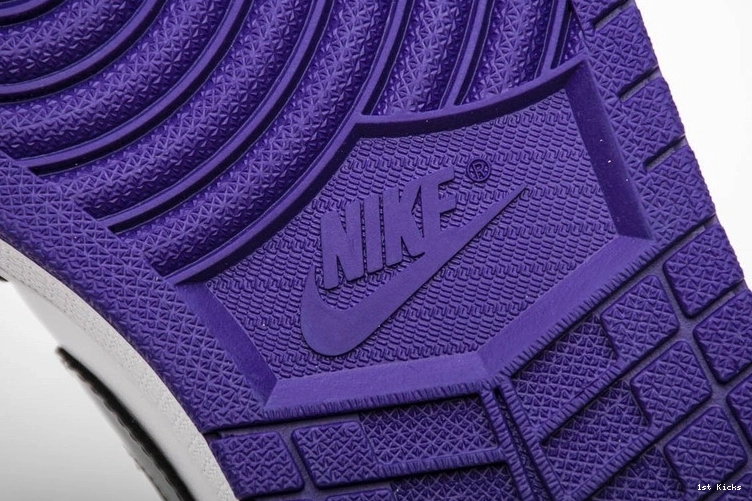 Low Jordan  1 553558-125 Purple  Court 1130